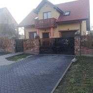Dom na sprzedaż