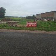 Działka na sprzedaż